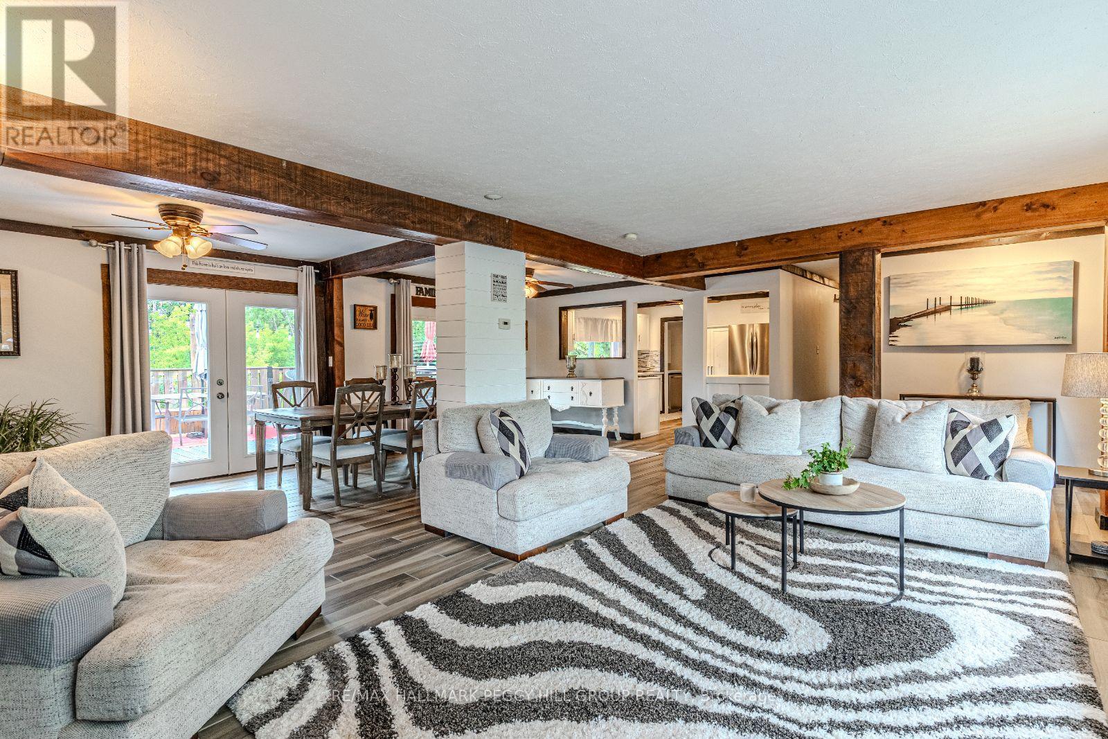 2447 Ridge Road W, Oro-Medonte (Shanty Bay), Ontario  L0L 2L0 - Photo 4 - S12577786