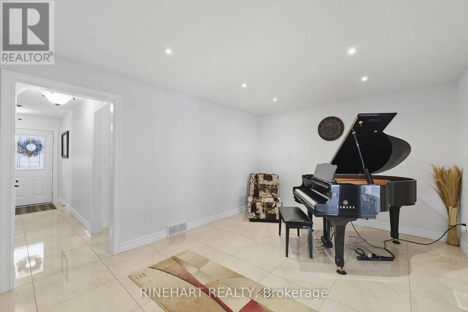 10 Alayne Crescent, London South, Ontario  N6E 2A3 - Photo 21 - X12435611