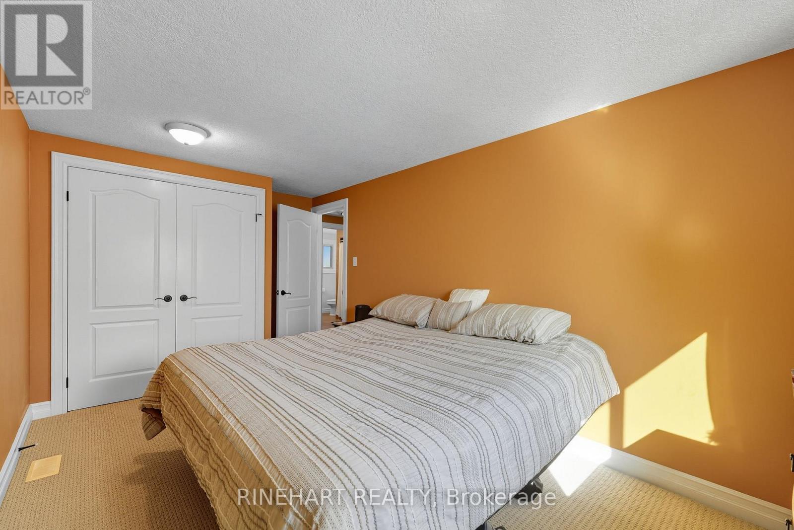 10 Alayne Crescent, London South, Ontario  N6E 2A3 - Photo 28 - X12435611