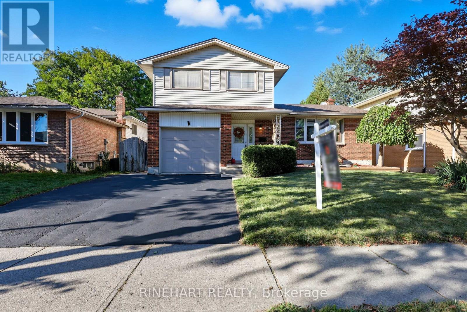 10 Alayne Crescent, London South, Ontario  N6E 2A3 - Photo 3 - X12435611