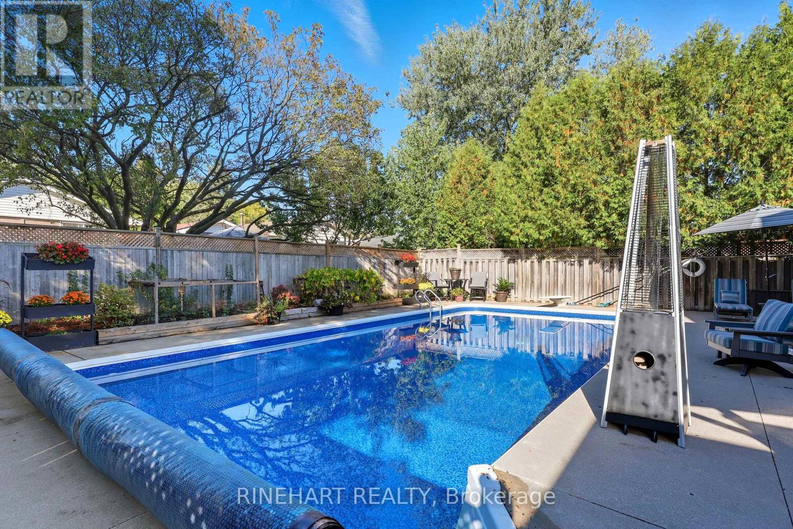 10 Alayne Crescent, London South, Ontario  N6E 2A3 - Photo 38 - X12435611