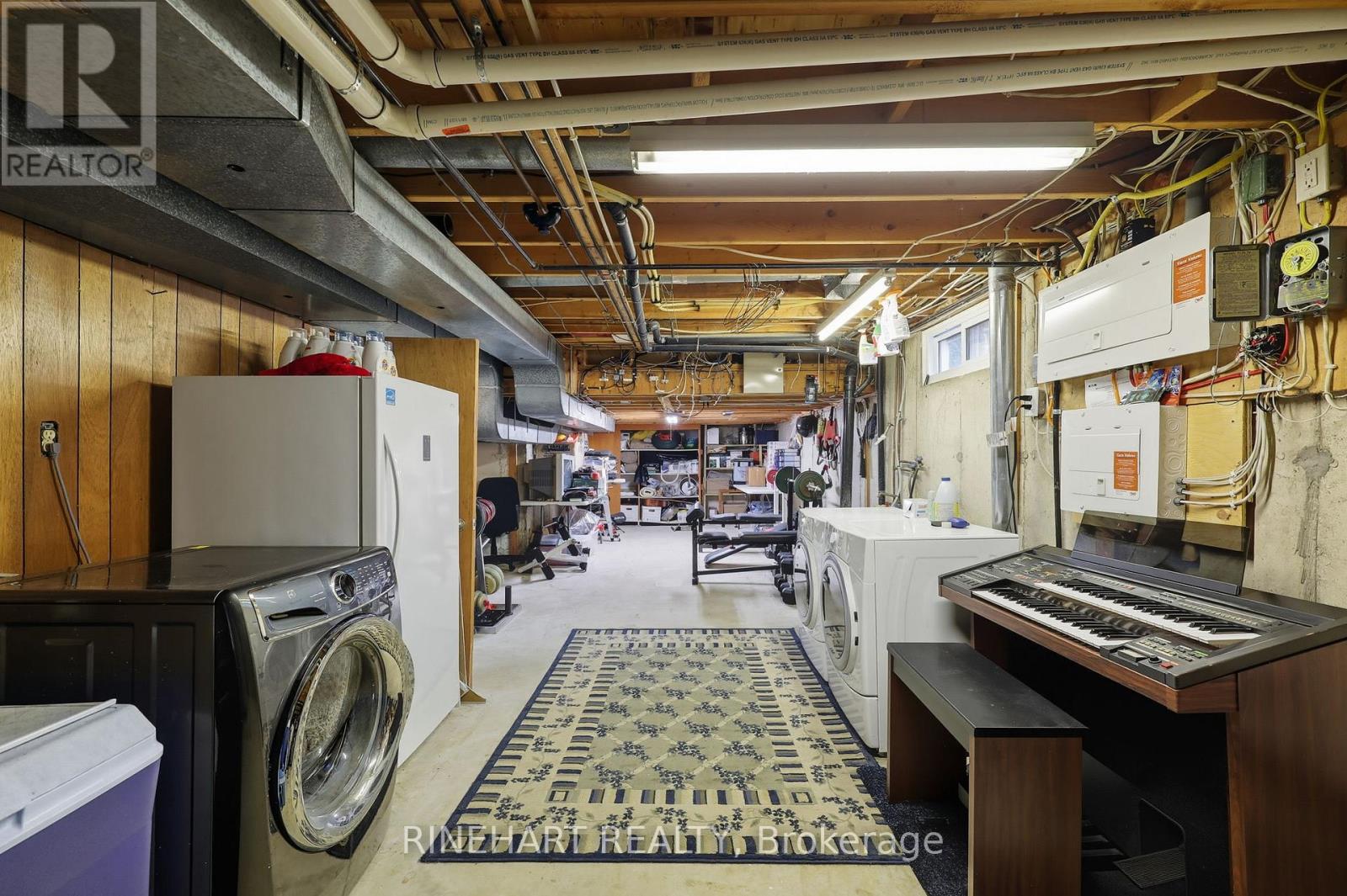 10 Alayne Crescent, London South, Ontario  N6E 2A3 - Photo 34 - X12435611