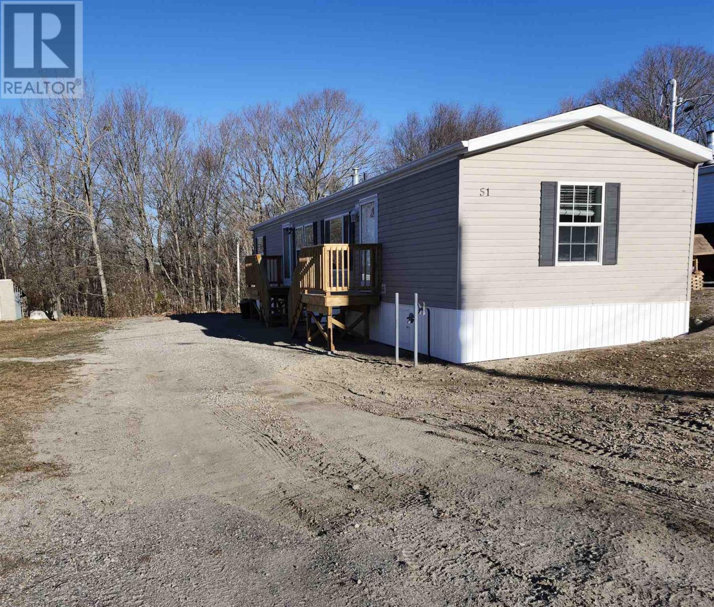 51 Westhill Rd, Elliot Lake, Ontario  P5A 1A4 - Photo 1 - SM253313