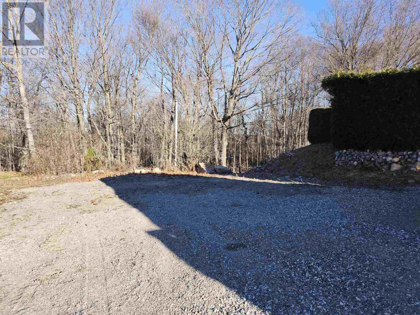 51 Westhill Rd, Elliot Lake, Ontario  P5A 1A4 - Photo 22 - SM253313