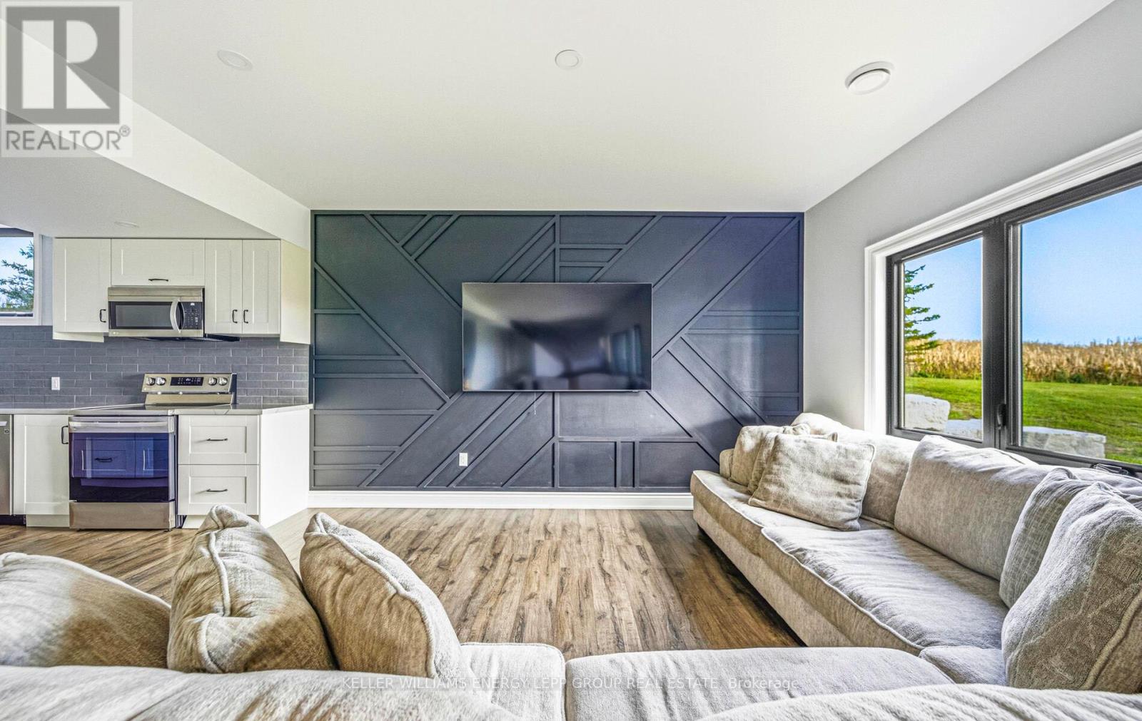 305 Glenarm Road, Kawartha Lakes, Ontario  K0M 2T0 - Photo 45 - X12577824