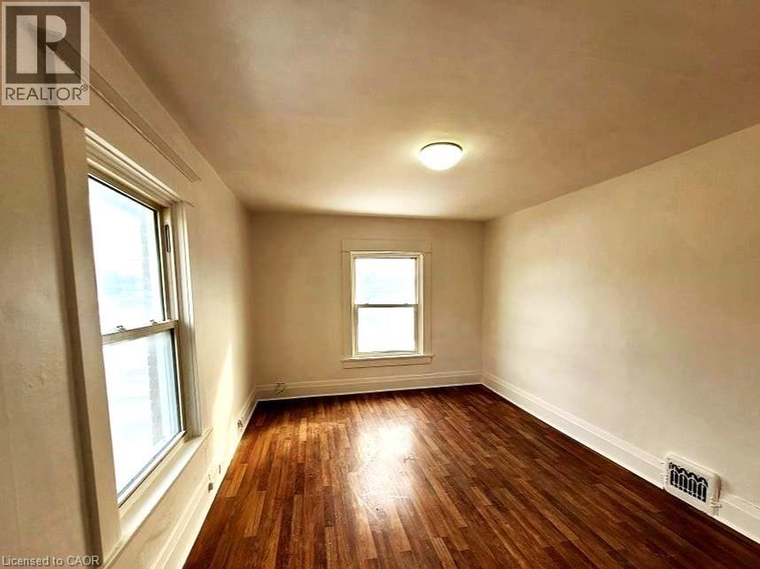 6523 Frederica Street Unit# Upper, Niagara Falls, Ontario  L2G 1C7 - Photo 3 - 40790544