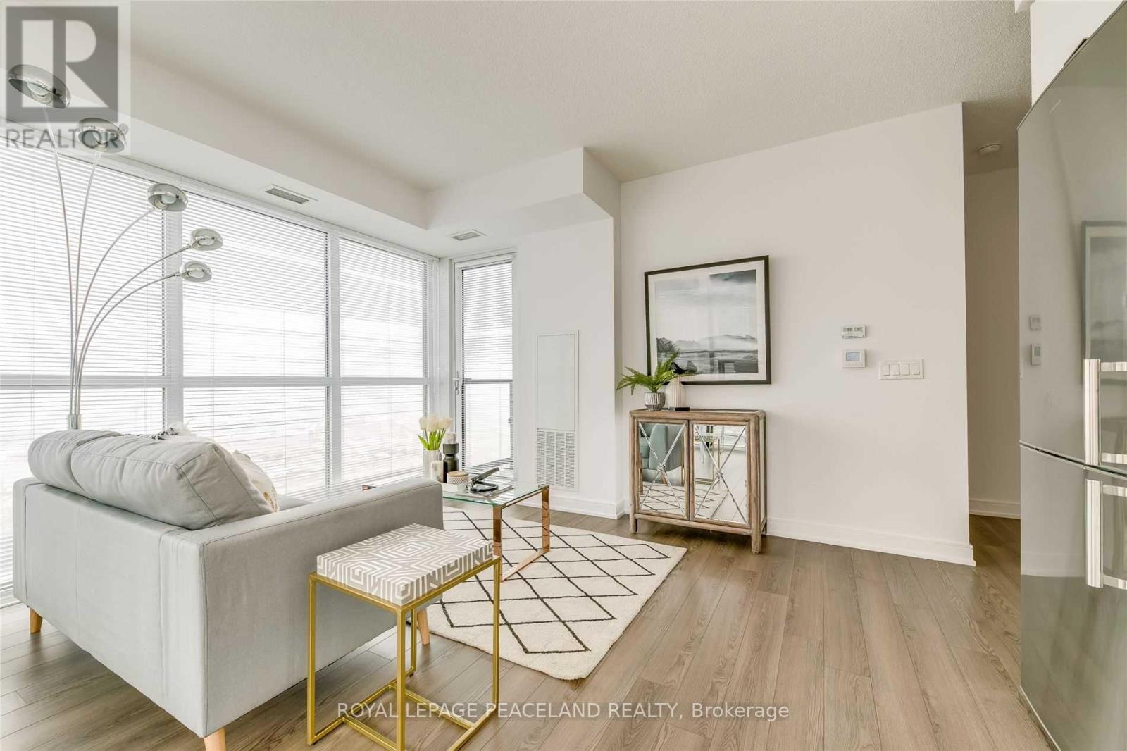 1207 - 20 Thomas Riley Road, Toronto, Ontario  M9B 1B3 - Photo 10 - W12577712