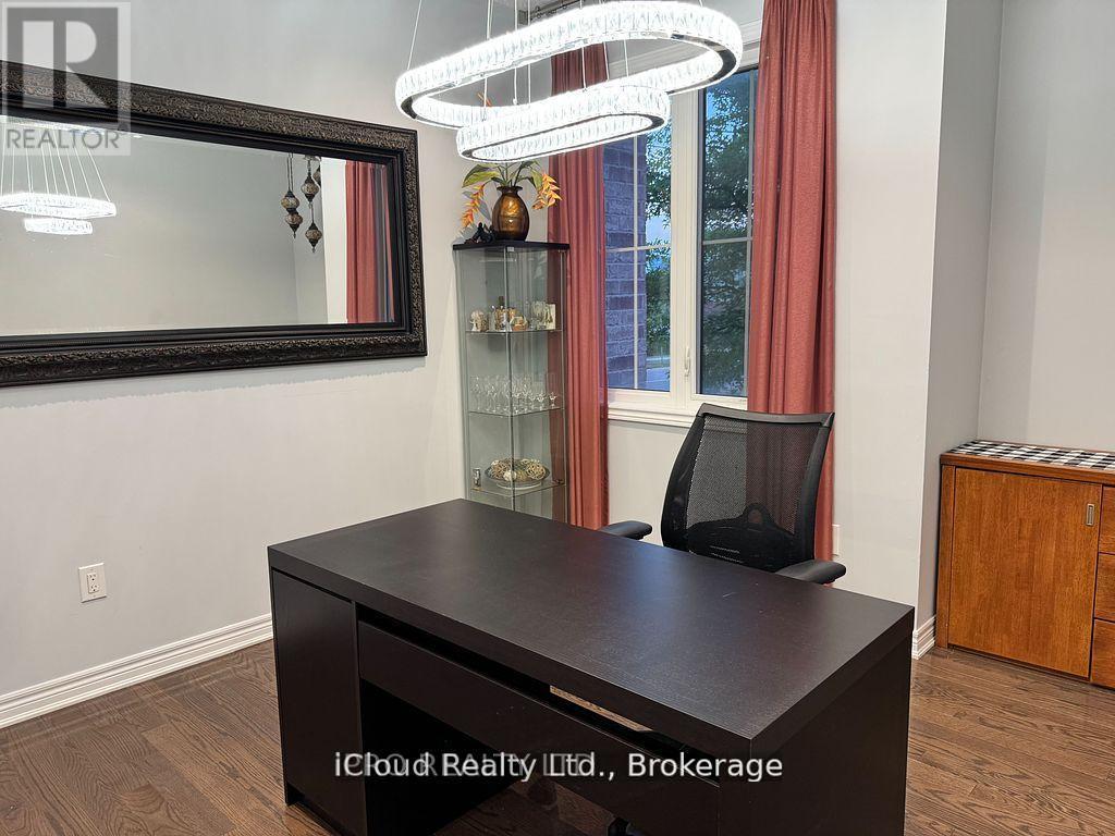 27 Tysonville Circle, Brampton, Ontario  L7A 4A6 - Photo 12 - W12577720