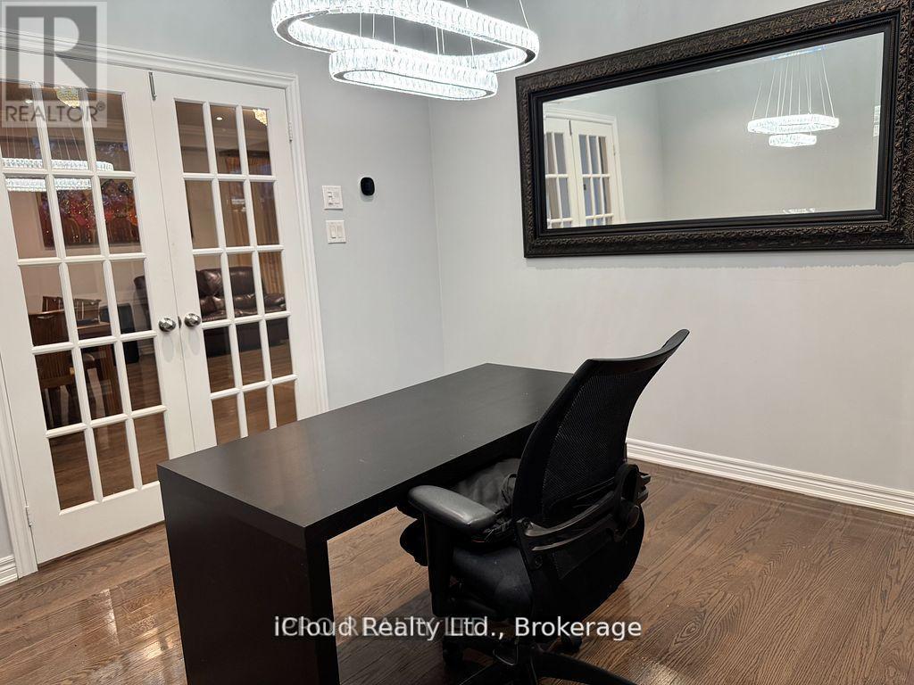 27 Tysonville Circle, Brampton, Ontario  L7A 4A6 - Photo 13 - W12577720