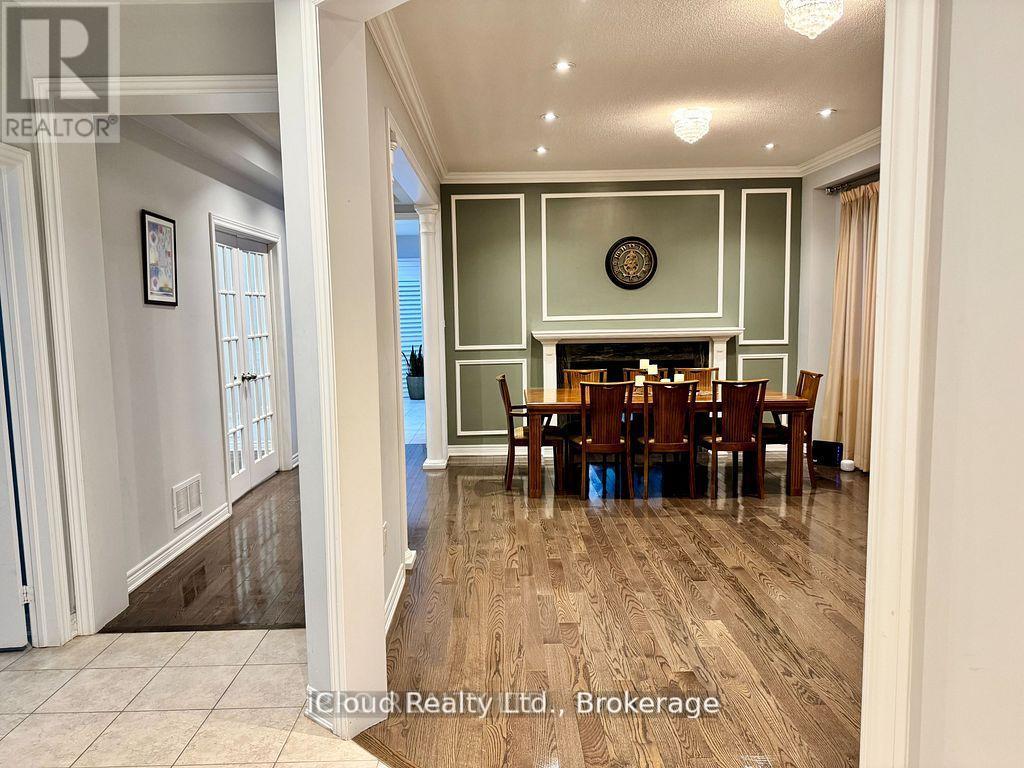 27 Tysonville Circle, Brampton, Ontario  L7A 4A6 - Photo 7 - W12577720