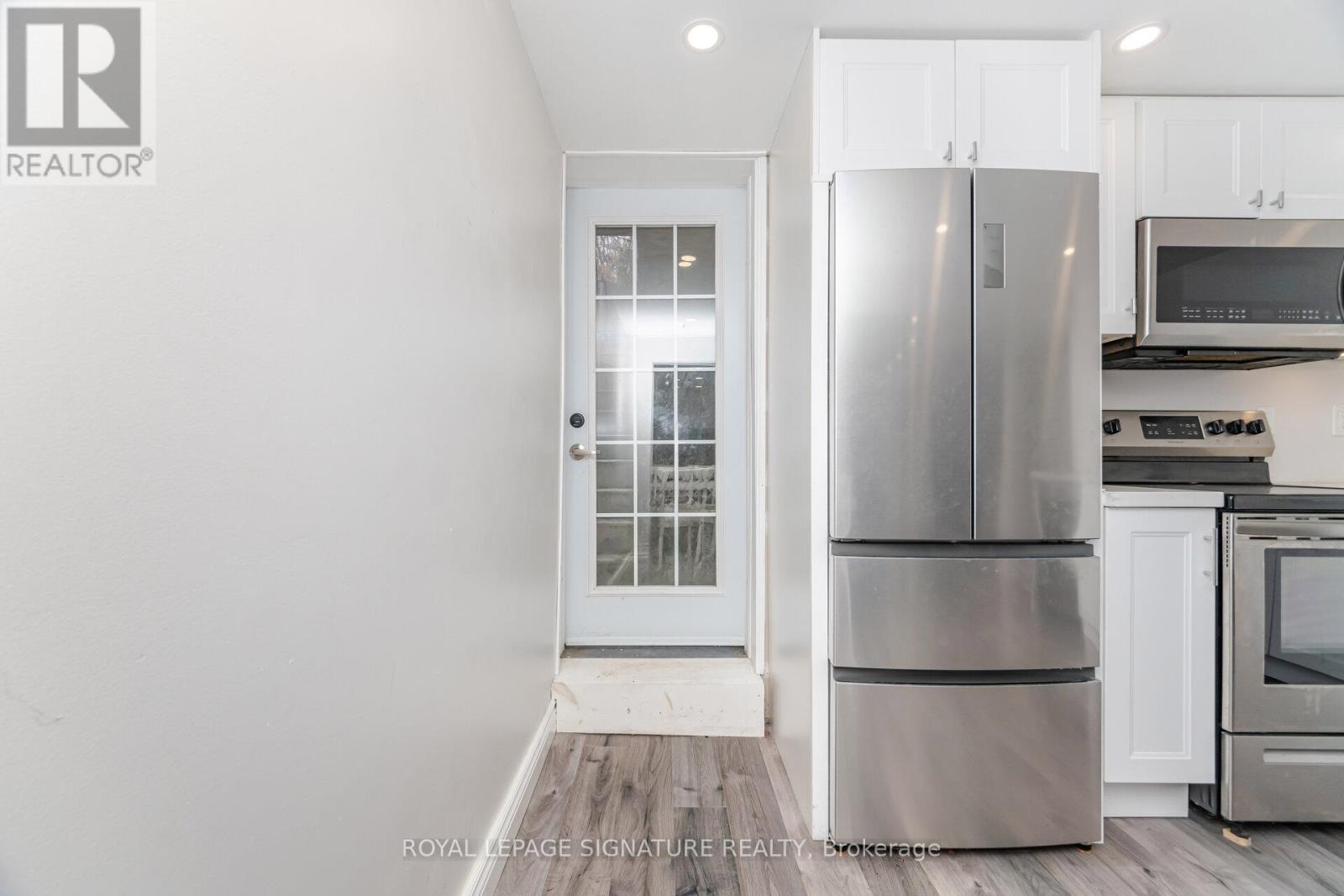 2 - 2673 Kingsberry Crescent, Mississauga, Ontario  L5B 2K6 - Photo 10 - W12577752