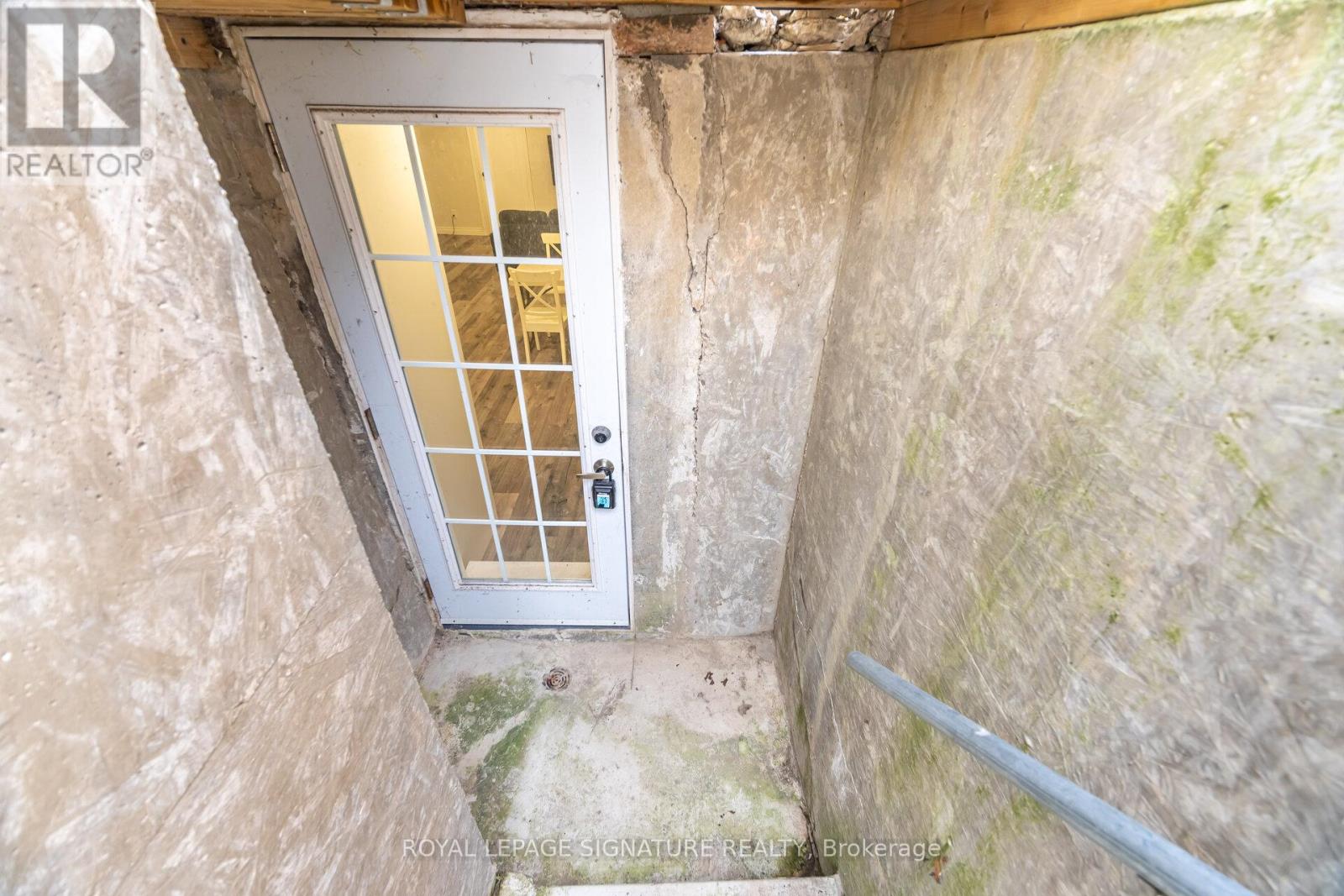 2 - 2673 Kingsberry Crescent, Mississauga, Ontario  L5B 2K6 - Photo 9 - W12577752