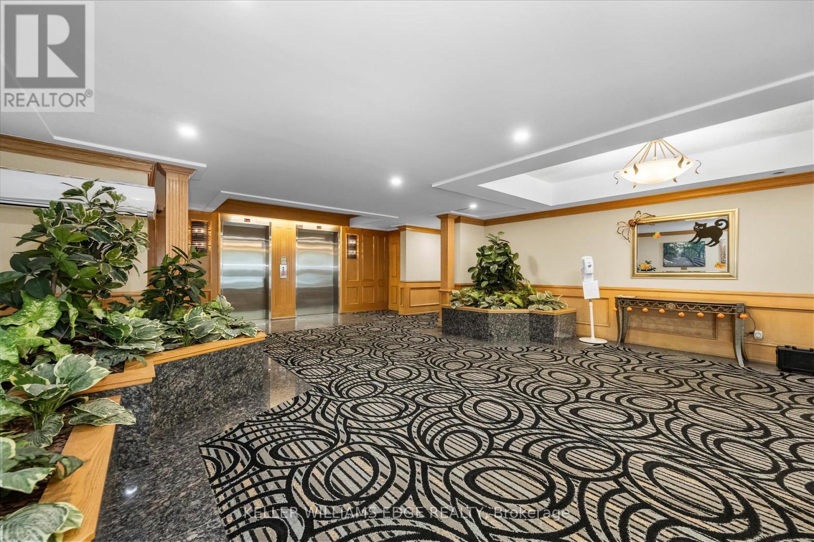 802 - 1272 Ontario Street, Burlington, Ontario  L7S 2L8 - Photo 4 - W12577788