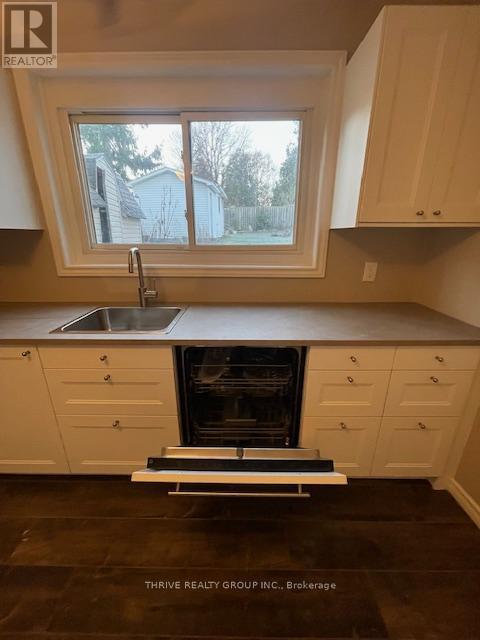 329 Thompson Road, London South, Ontario  N5Z 2Z4 - Photo 5 - X12577874