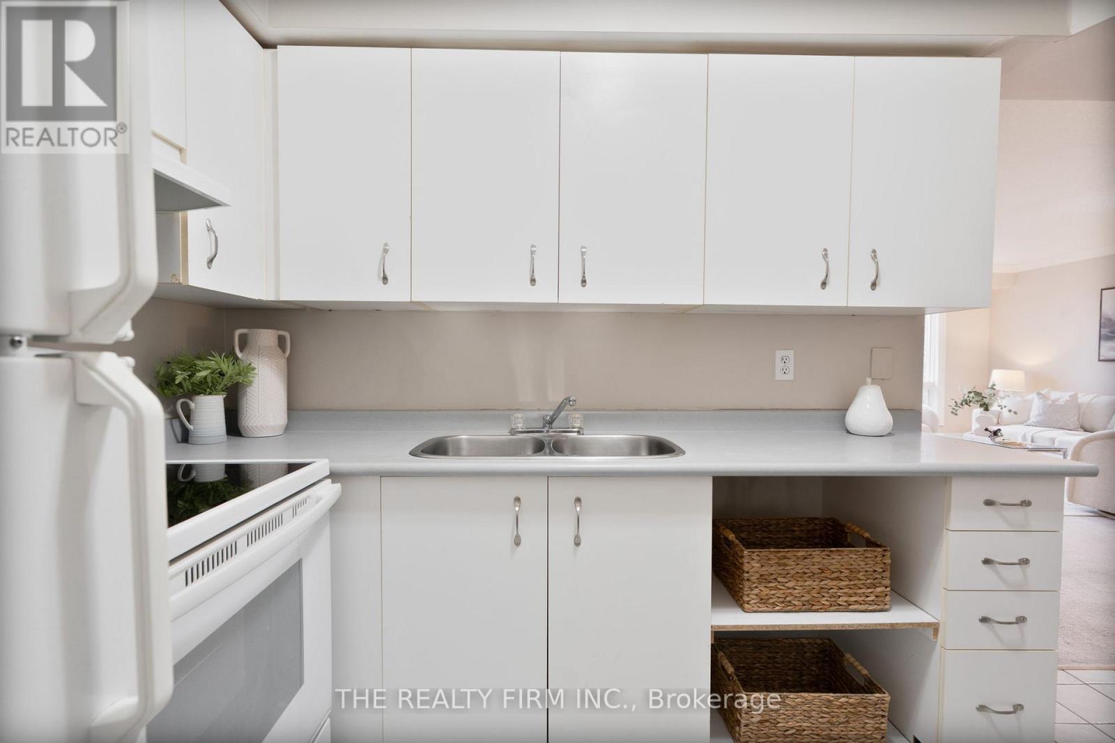 310 - 1275 Bentley Drive, London East, Ontario  N5V 4M4 - Photo 12 - X12577906