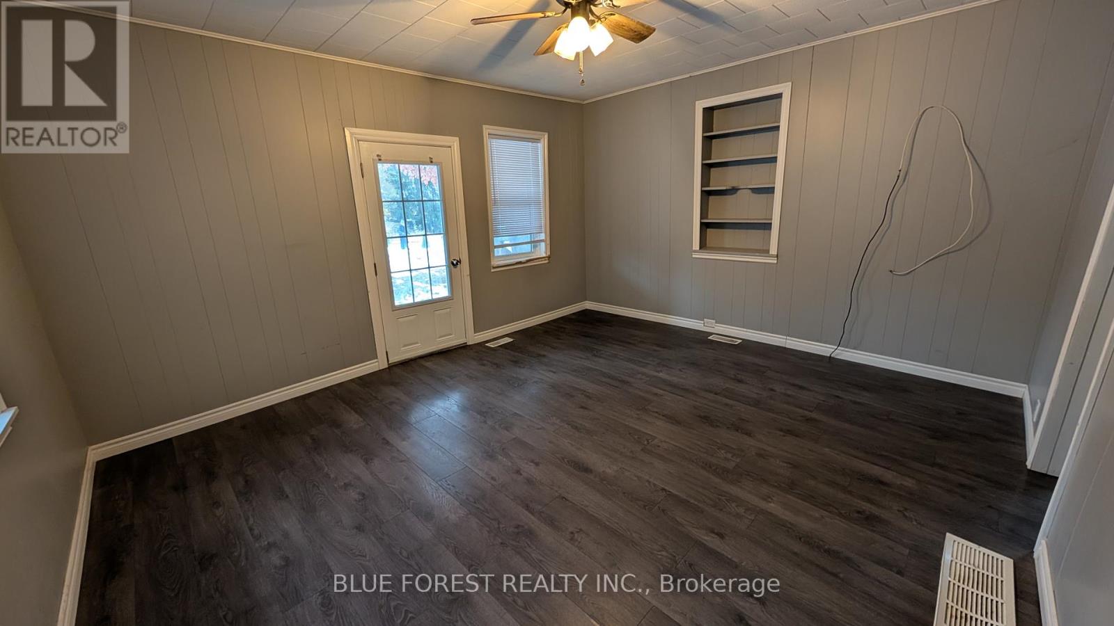 8516 Townsend Line, Lambton Shores, Ontario  N0M 1B0 - Photo 11 - X12577944