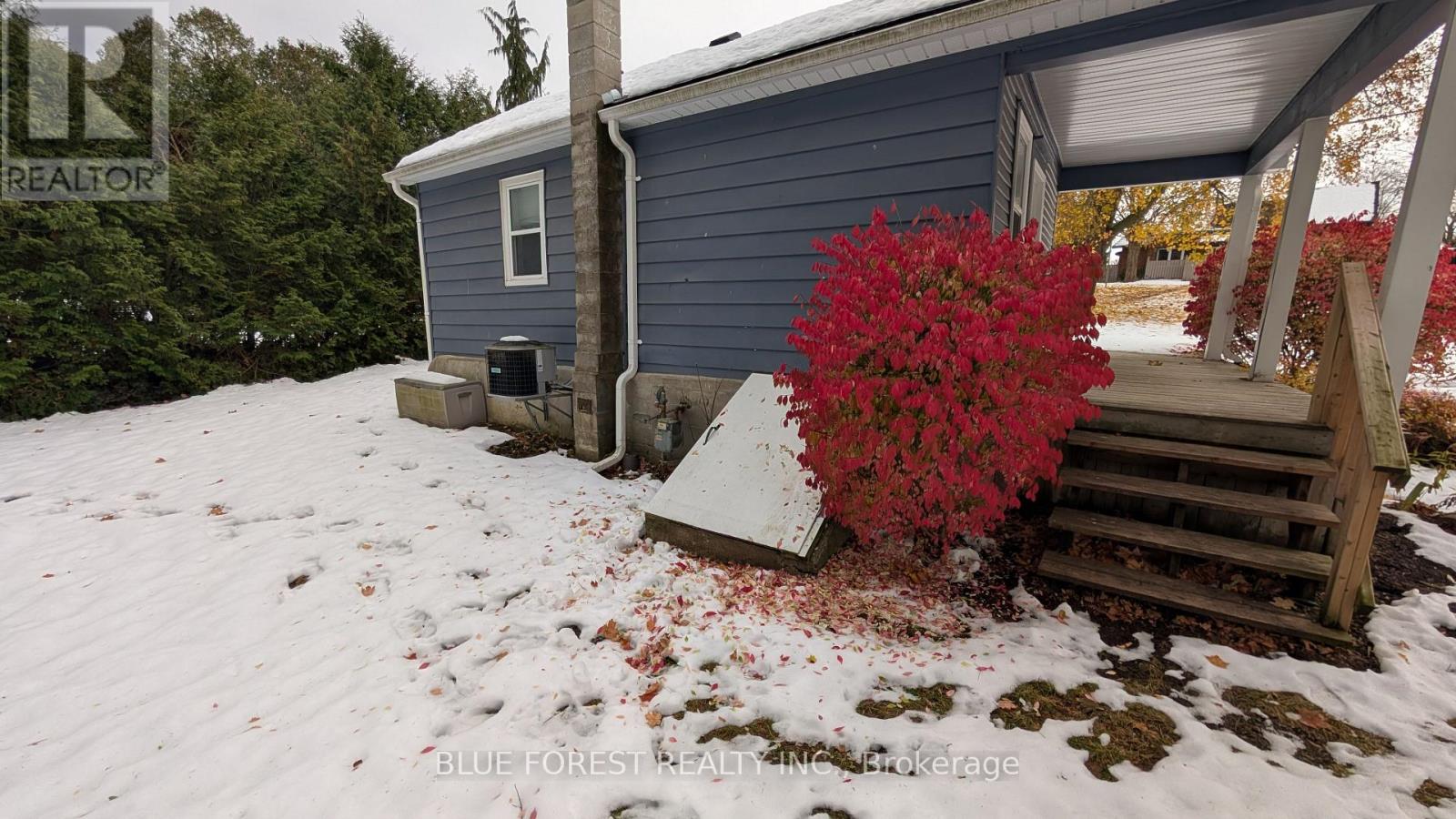 8516 Townsend Line, Lambton Shores, Ontario  N0M 1B0 - Photo 20 - X12577944