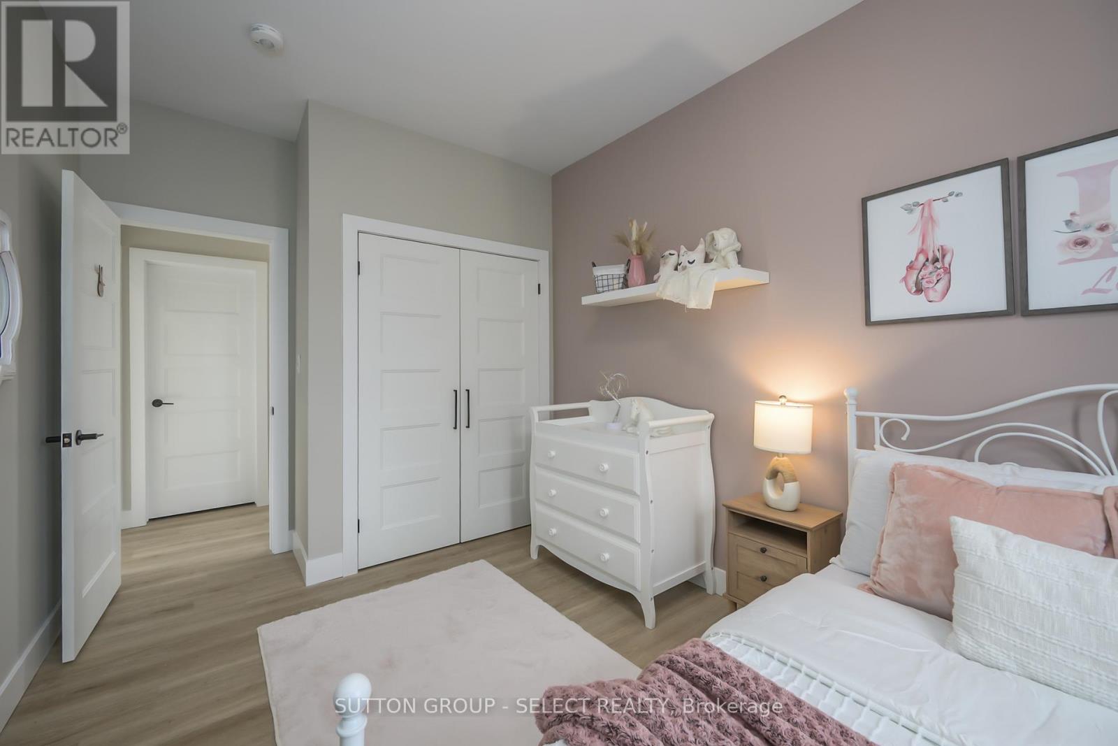 515 Emery Street E, London South, Ontario  N6C 2E9 - Photo 33 - X12577964