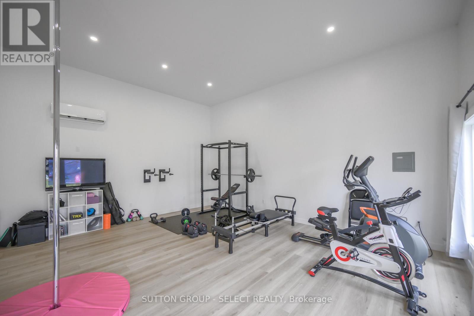 515 Emery Street E, London South, Ontario  N6C 2E9 - Photo 49 - X12577964