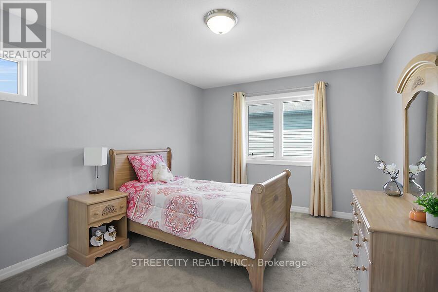 102 Timberwalk Trail, Middlesex Centre, Ontario  N0M 2A0 - Photo 26 - X12577966