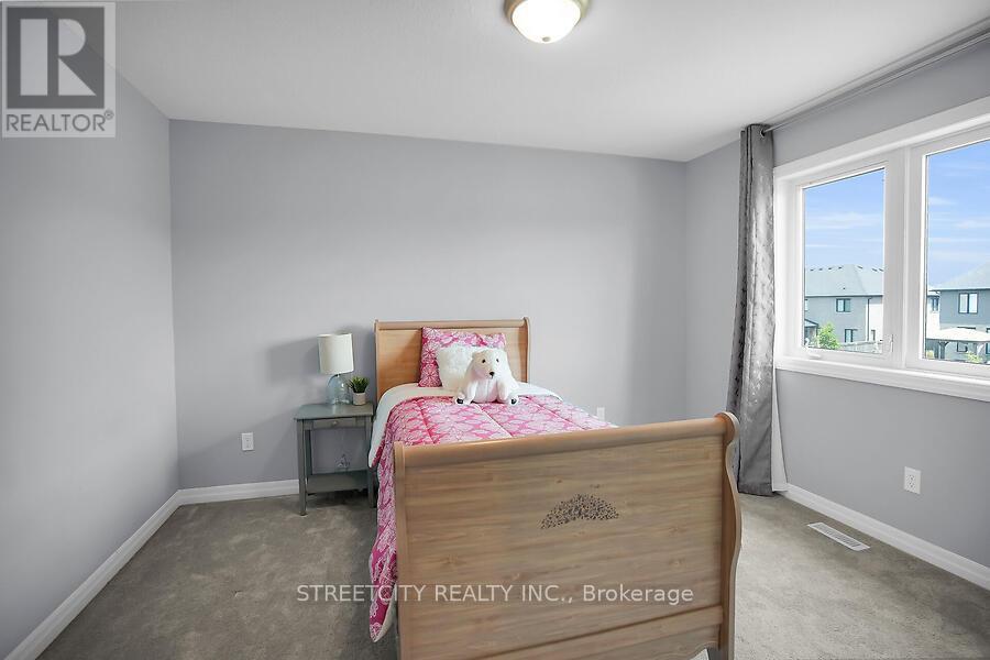 102 Timberwalk Trail, Middlesex Centre, Ontario  N0M 2A0 - Photo 28 - X12577966