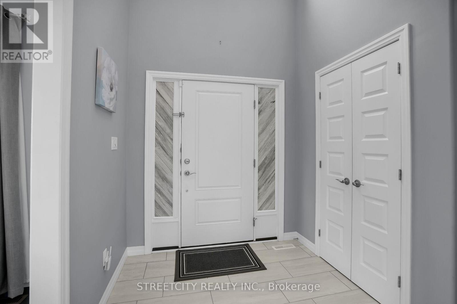 102 Timberwalk Trail, Middlesex Centre, Ontario  N0M 2A0 - Photo 5 - X12577966