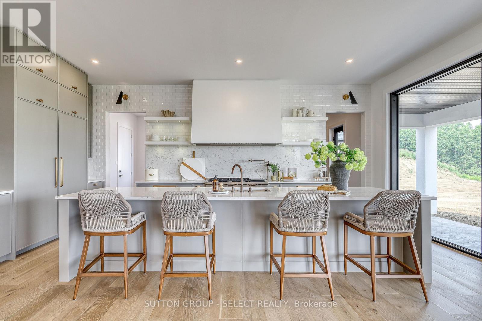 169 Edgewater Boulevard, Middlesex Centre, Ontario  N0L 1R0 - Photo 12 - X12578032