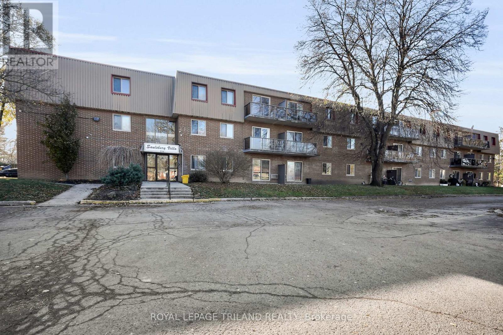 301 - 294 Saulsbury Street, Strathroy-Caradoc, Ontario  N7G 2B2 - Photo 22 - X12578044
