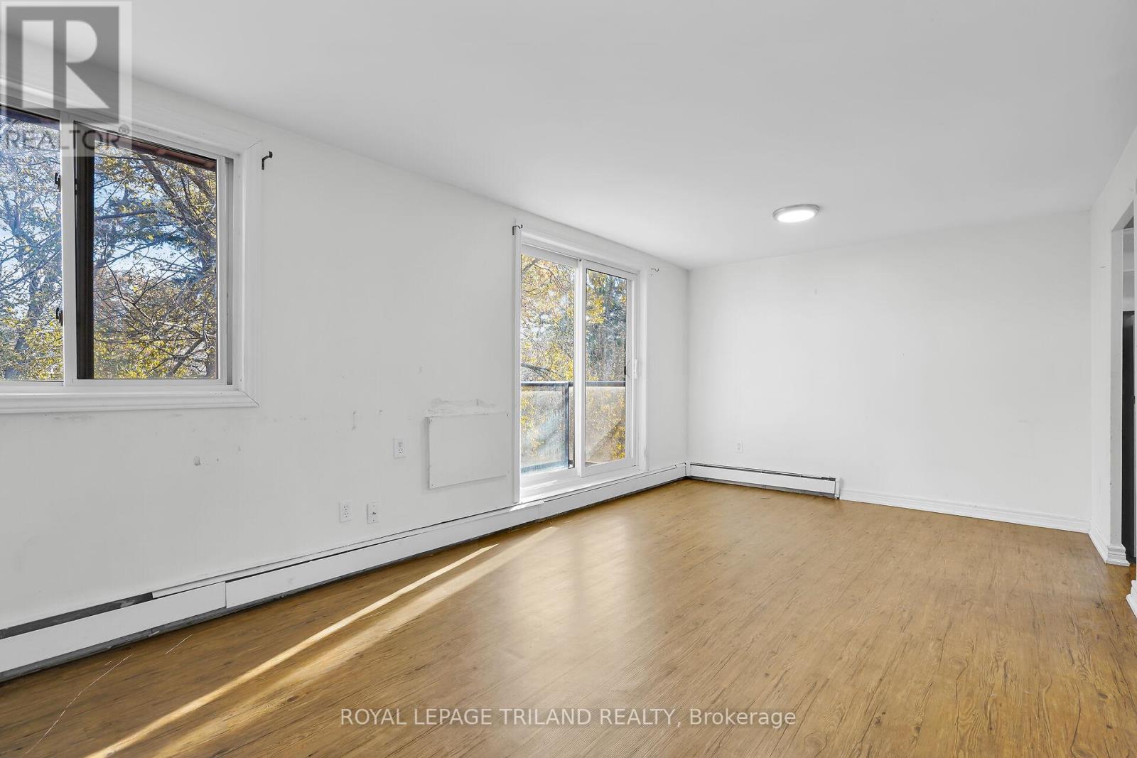 301 - 294 Saulsbury Street, Strathroy-Caradoc, Ontario  N7G 2B2 - Photo 8 - X12578044