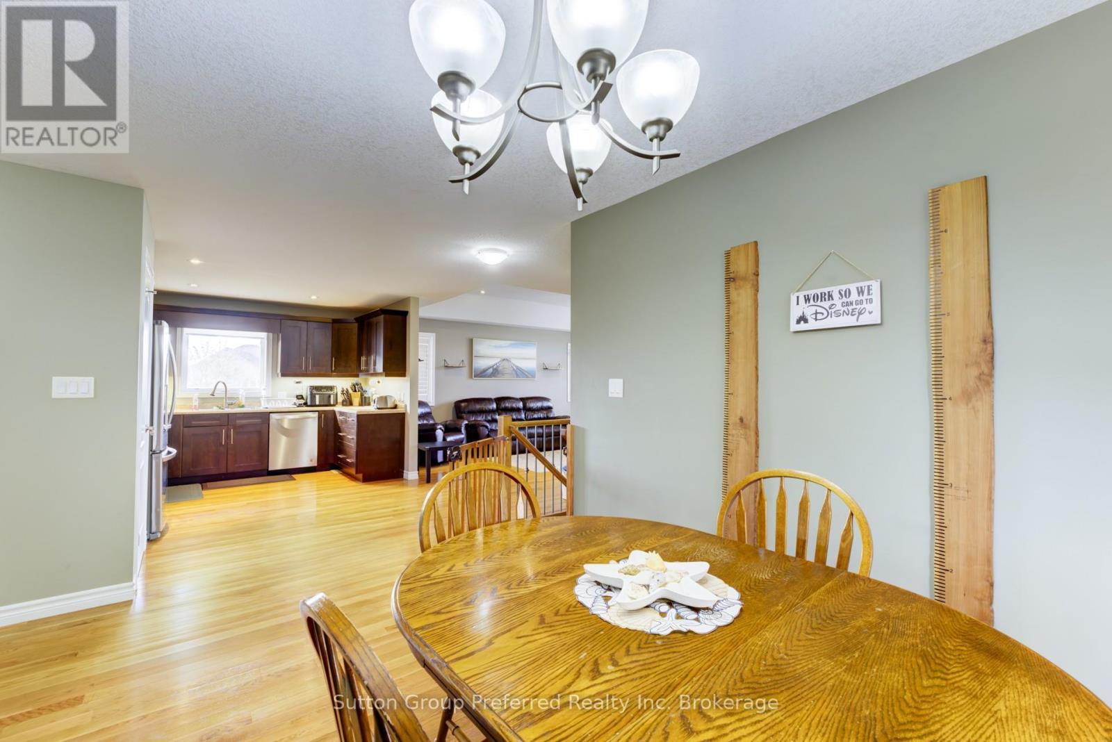 820 Ridgewood Drive, Woodstock, Ontario  N4T 0E1 - Photo 13 - X12577950