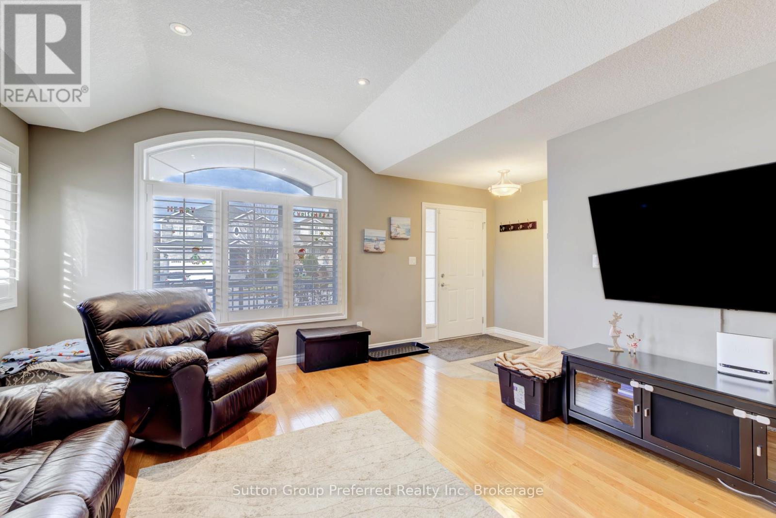 820 Ridgewood Drive, Woodstock, Ontario  N4T 0E1 - Photo 8 - X12577950