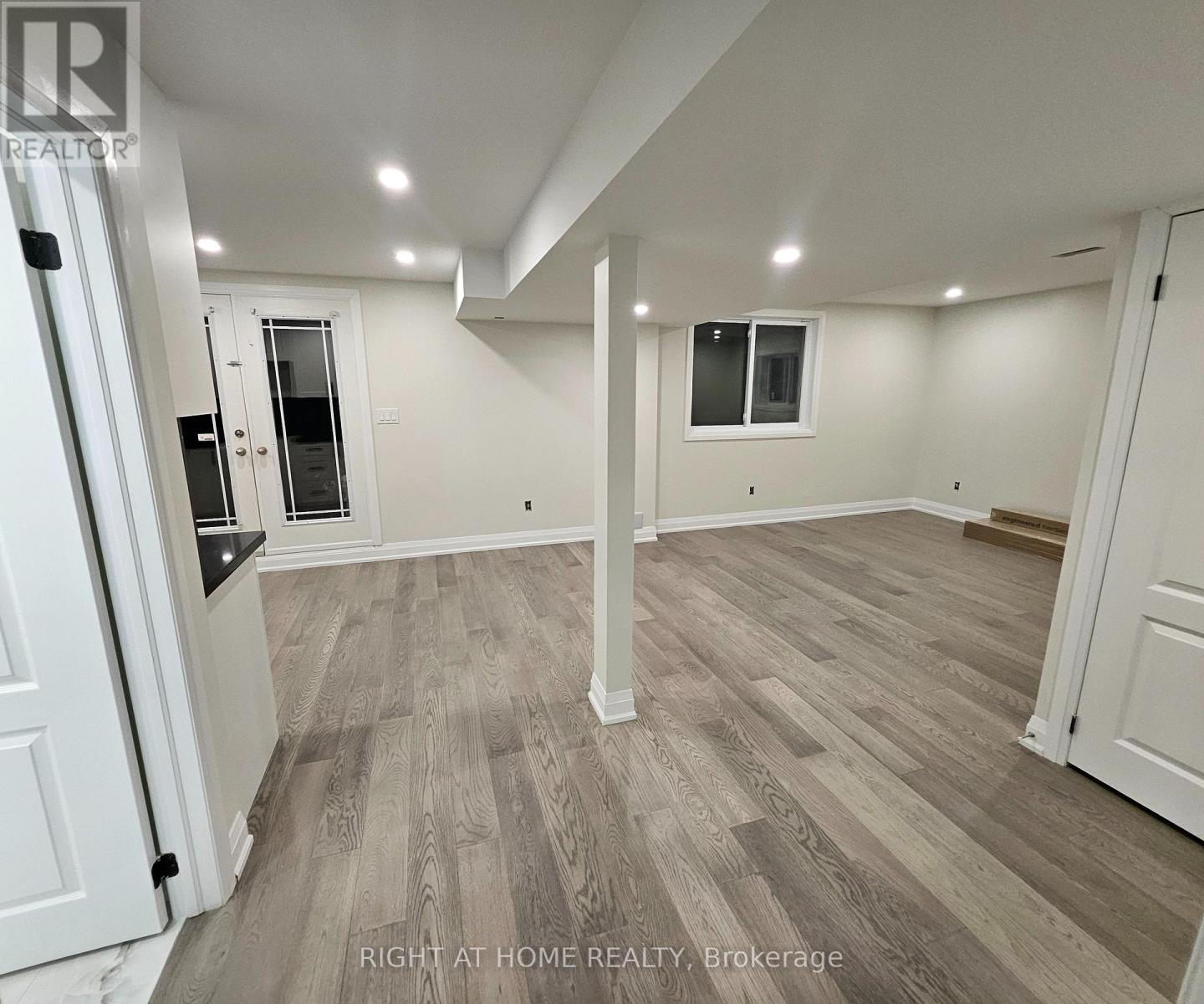 Basement - 85 Onyx Court, Hamilton, Ontario  L8W 4A3 - Photo 4 - X12577754