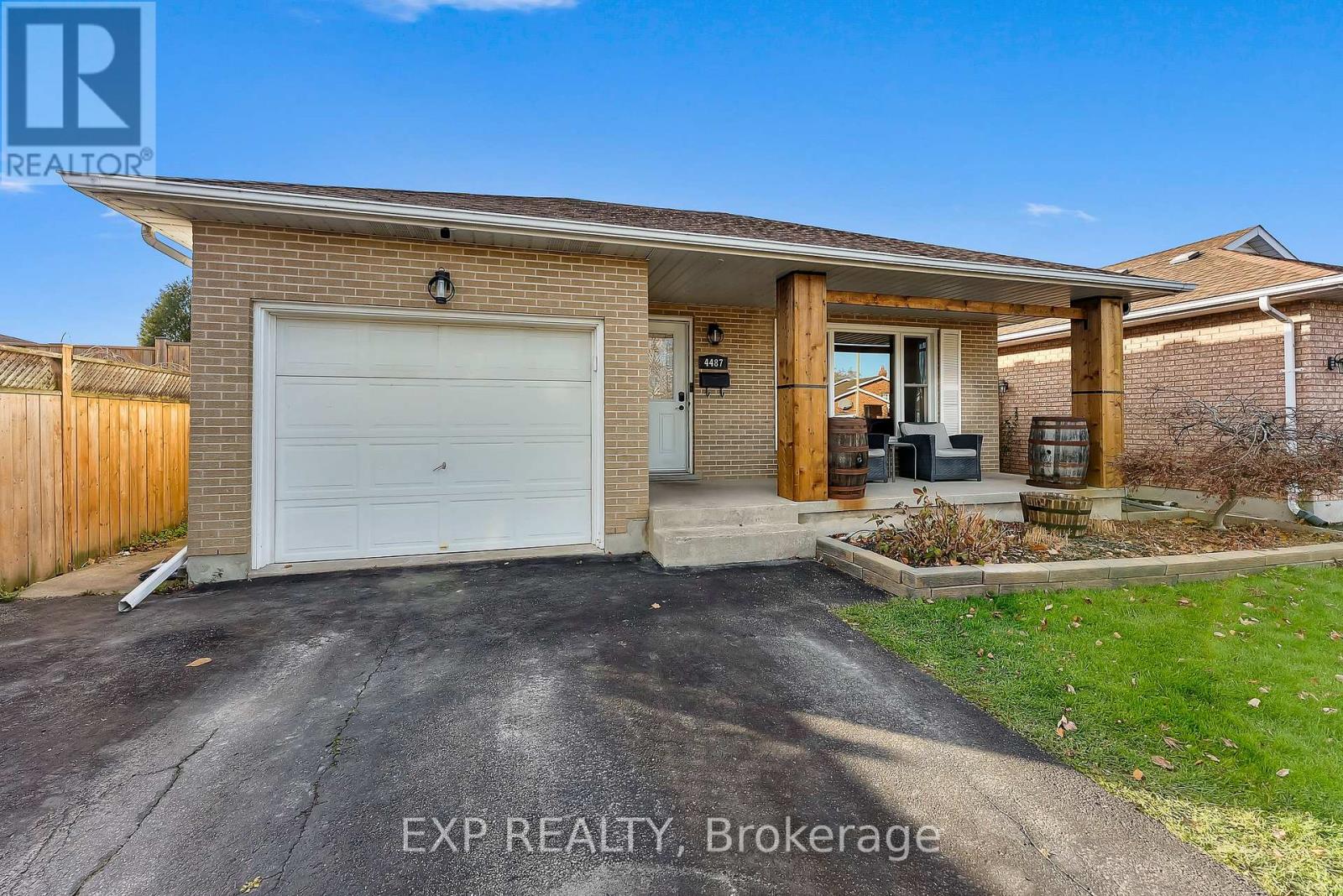 4487 LEE AVENUE, Niagara Falls, Ontario