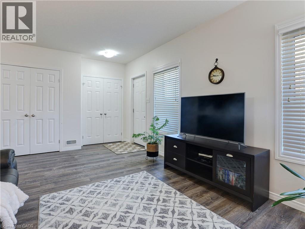 1989 Ottawa Street S Unit# 23g, Kitchener, Ontario  N2E 0G7 - Photo 12 - 40790571