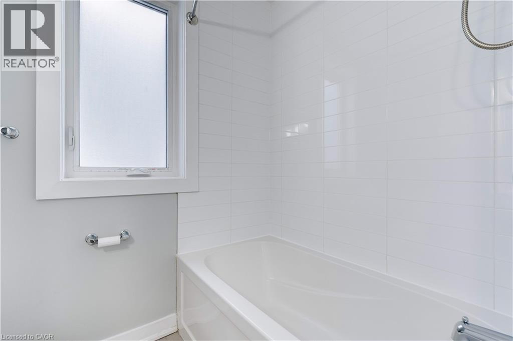 657 Barton Street E Unit# 302, Hamilton, Ontario  L8L 3A3 - Photo 19 - 40790520