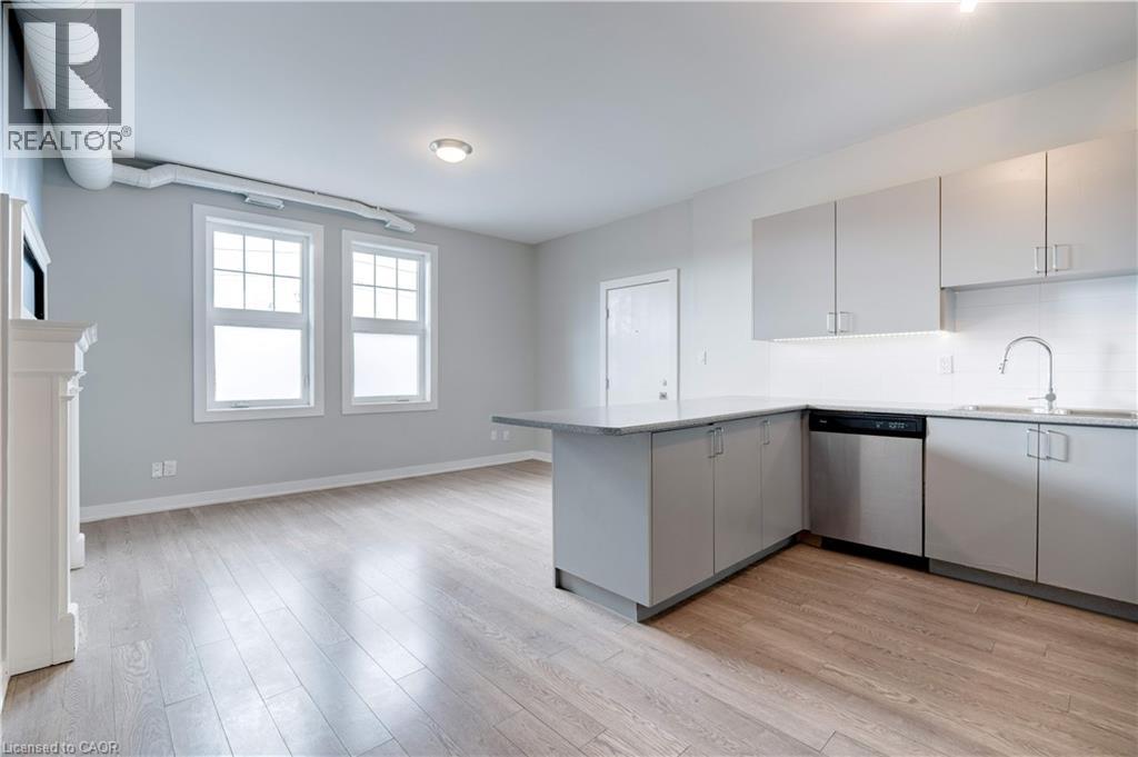 657 Barton Street E Unit# 302, Hamilton, Ontario  L8L 3A3 - Photo 8 - 40790520