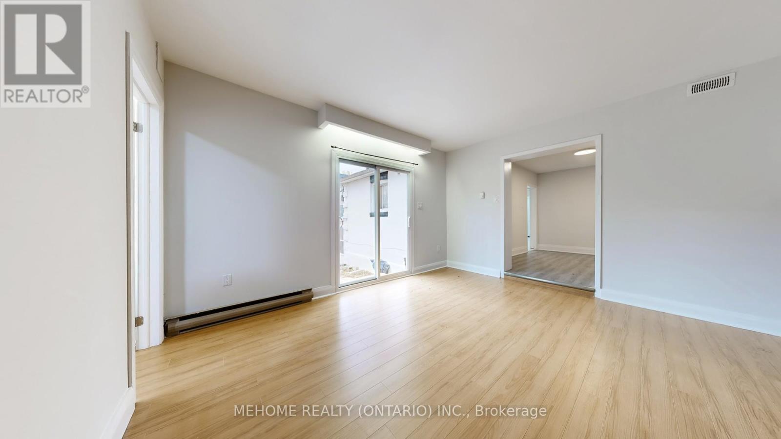 95 Roseview Avenue, Richmond Hill, Ontario  L4C 1C6 - Photo 13 - N12551742