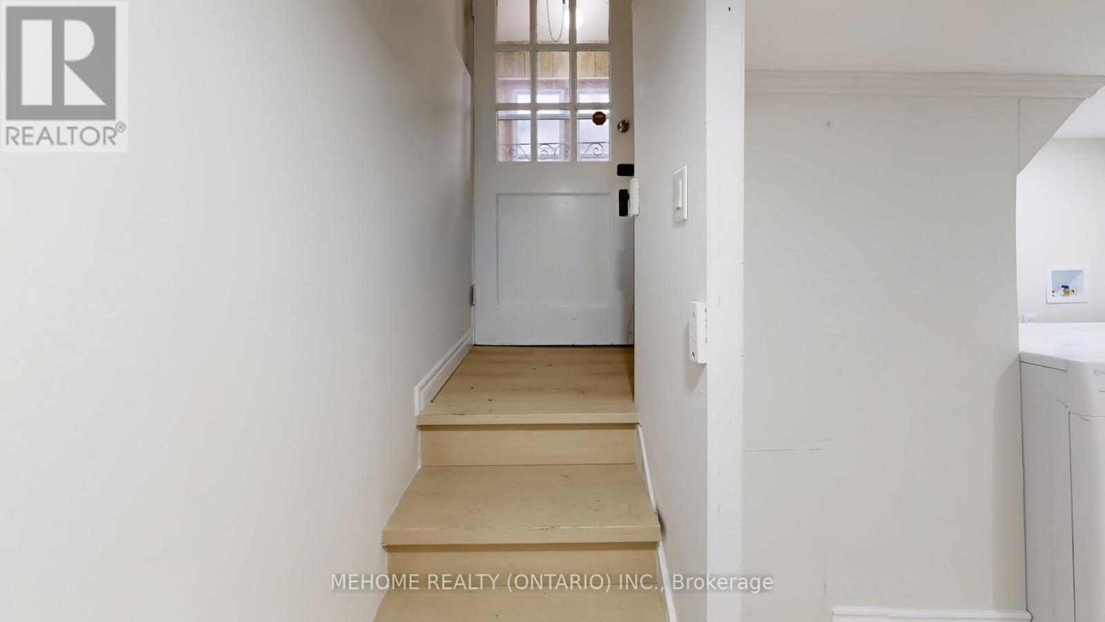 95 Roseview Avenue, Richmond Hill, Ontario  L4C 1C6 - Photo 29 - N12551742