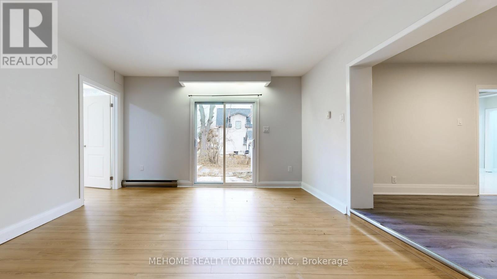 95 Roseview Avenue, Richmond Hill, Ontario  L4C 1C6 - Photo 12 - N12551742