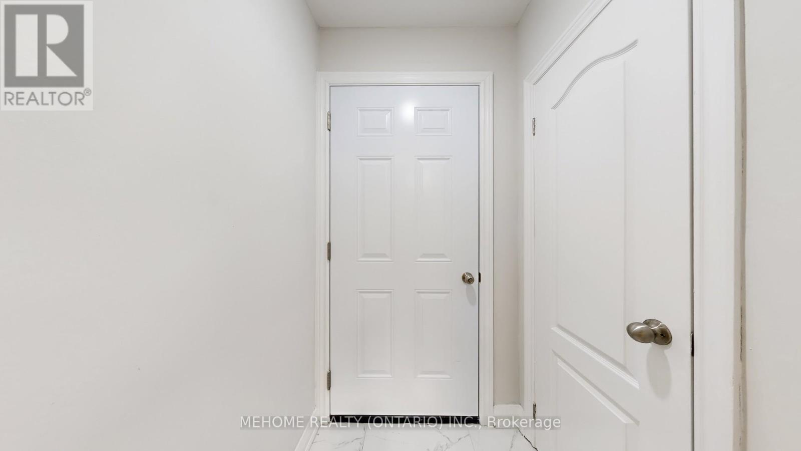 95 Roseview Avenue, Richmond Hill, Ontario  L4C 1C6 - Photo 28 - N12551742