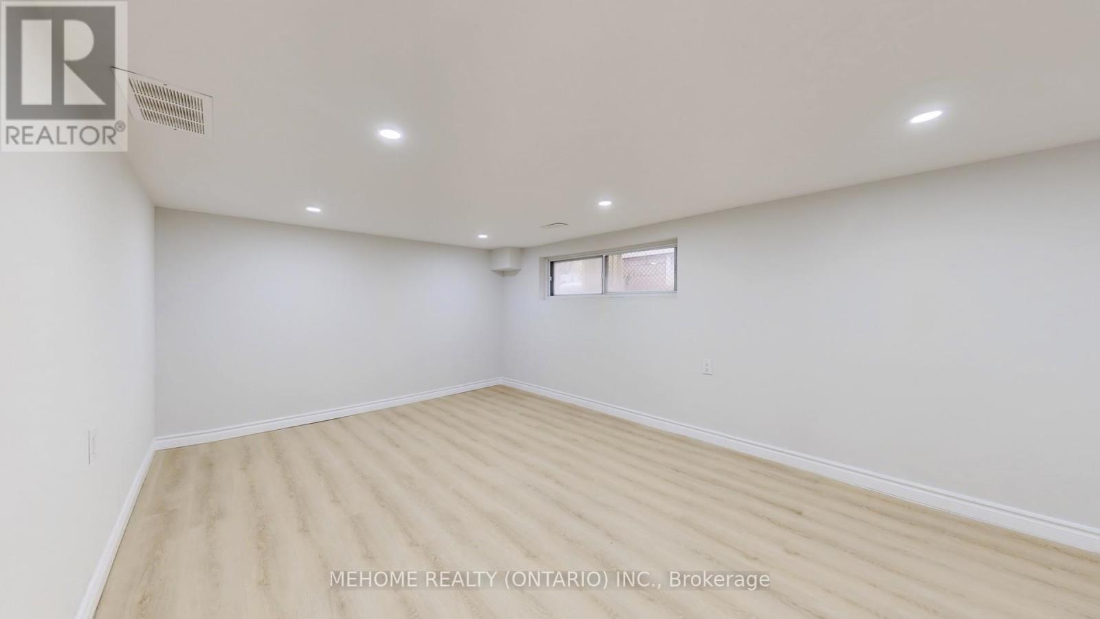 95 Roseview Avenue, Richmond Hill, Ontario  L4C 1C6 - Photo 30 - N12551742