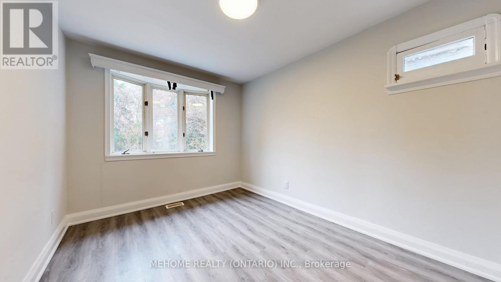 95 Roseview Avenue, Richmond Hill, Ontario  L4C 1C6 - Photo 23 - N12551742