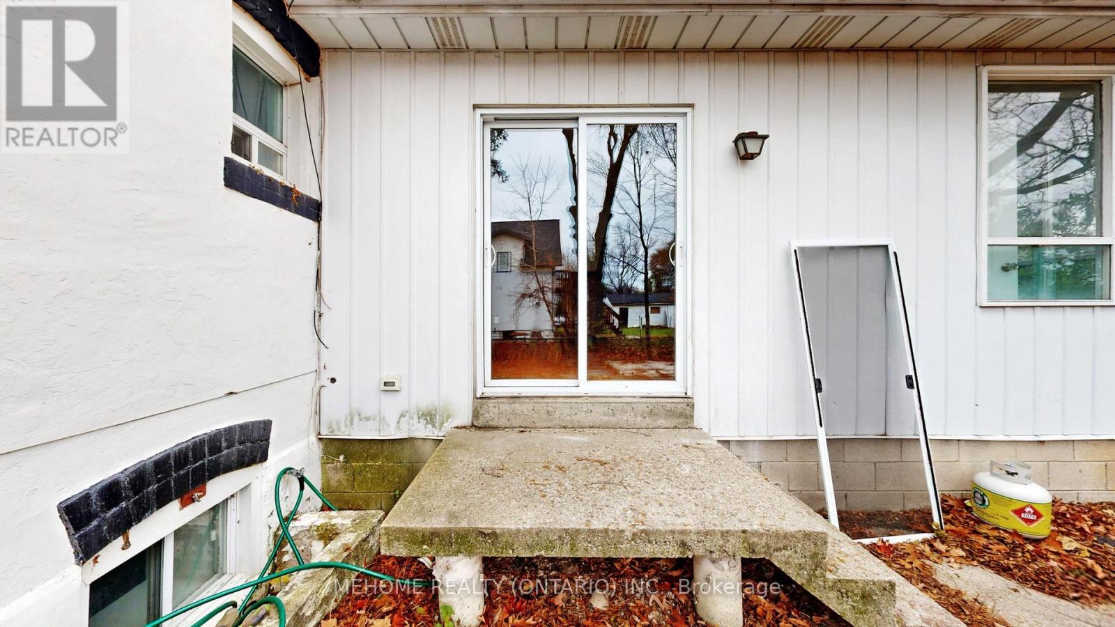 95 Roseview Avenue, Richmond Hill, Ontario  L4C 1C6 - Photo 44 - N12551742