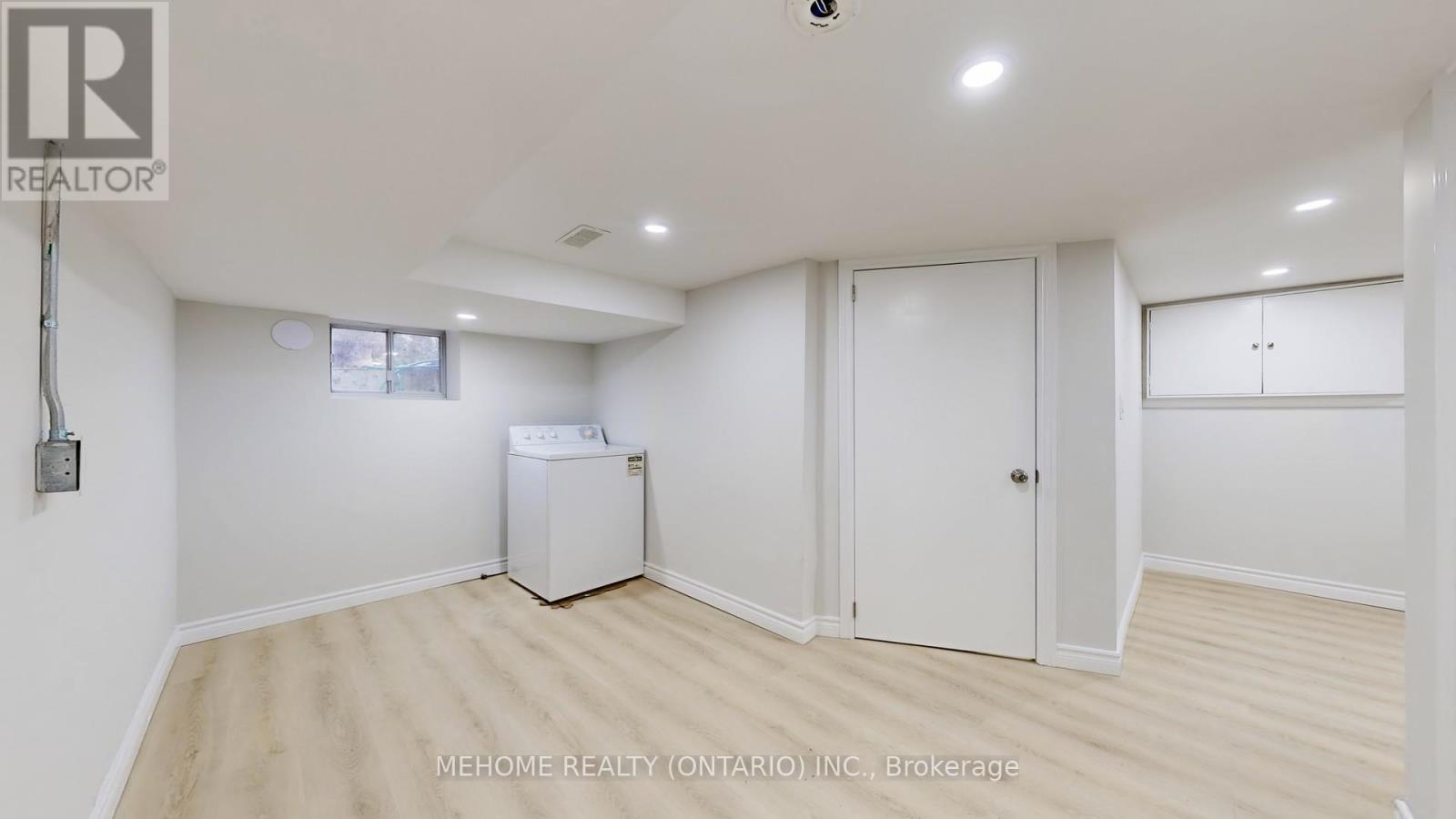 95 Roseview Avenue, Richmond Hill, Ontario  L4C 1C6 - Photo 36 - N12551742