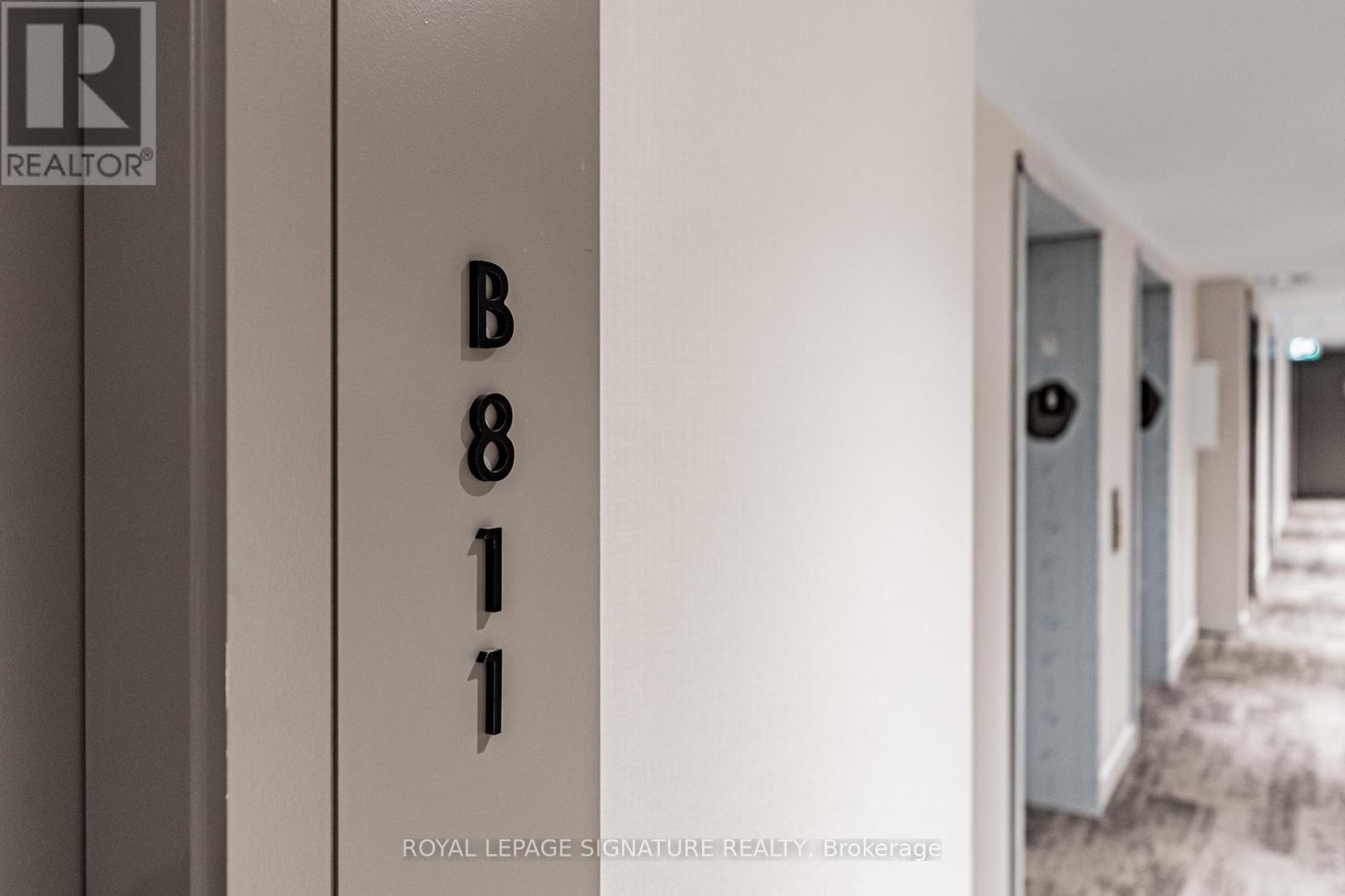 811 - 3071 Trafalgar Road, Oakville, Ontario L6H 3V6 - Photo 4 - W12562266