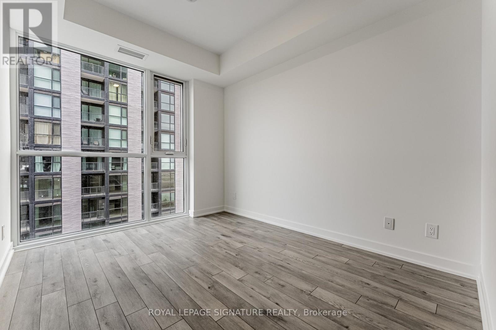 811 - 3071 Trafalgar Road, Oakville, Ontario L6H 3V6 - Photo 20 - W12562266