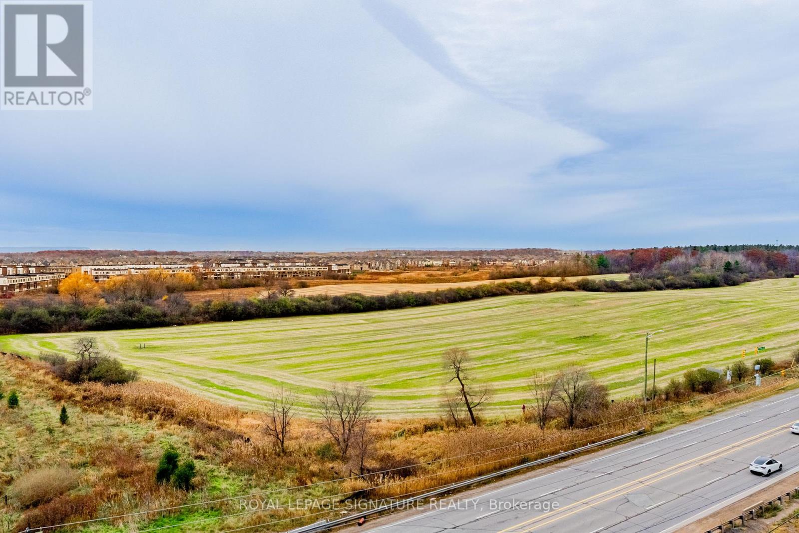 811 - 3071 Trafalgar Road, Oakville, Ontario L6H 3V6 - Photo 29 - W12562408
