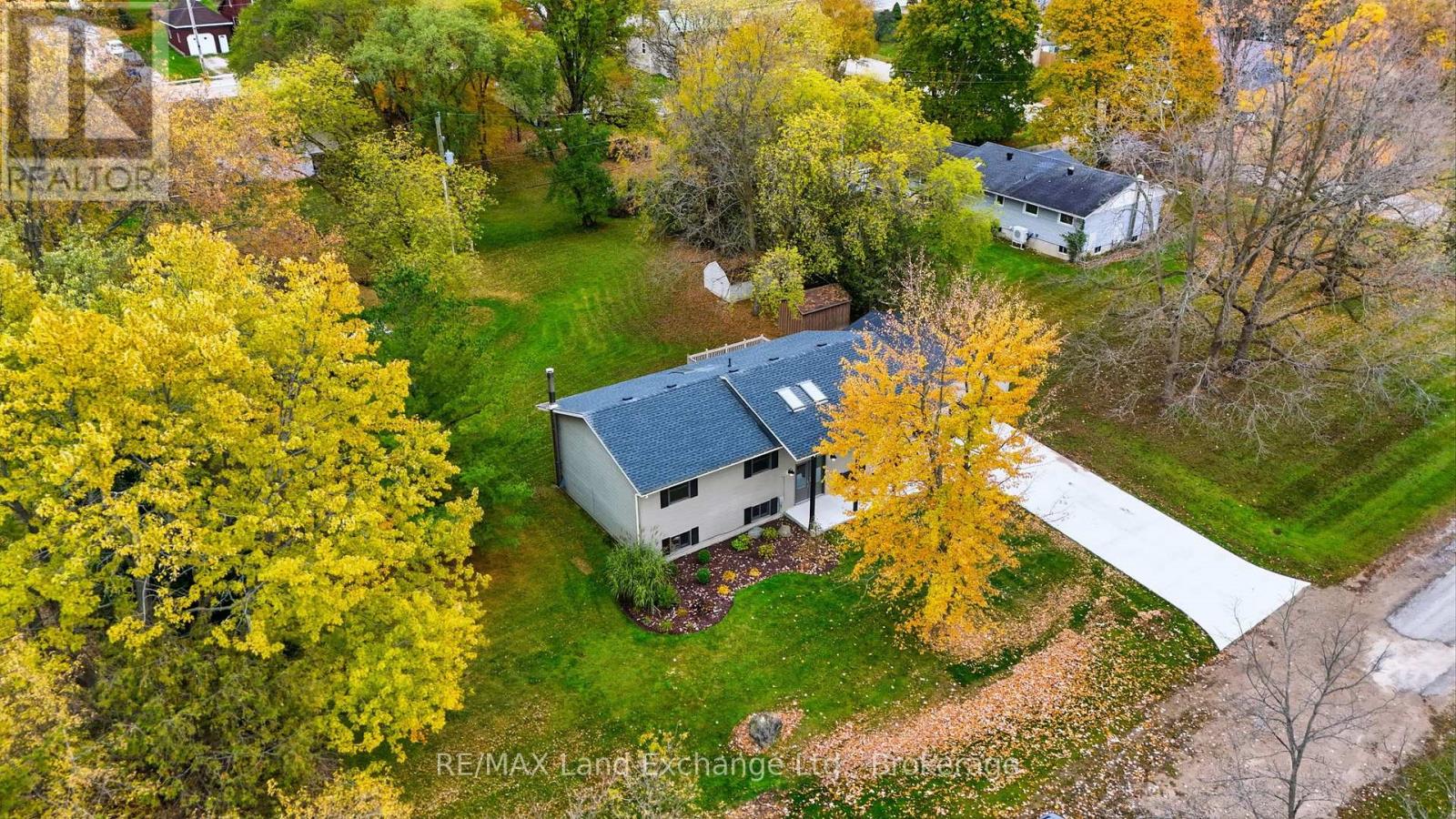 25 Dirstien Street N, Brockton, Ontario  N0G 1S0 - Photo 4 - X12577902