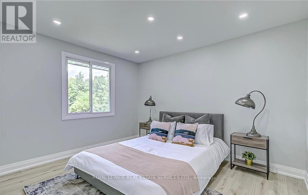 40 Ewing Street, Halton Hills, Ontario  L7G 2P9 - Photo 15 - W12576126