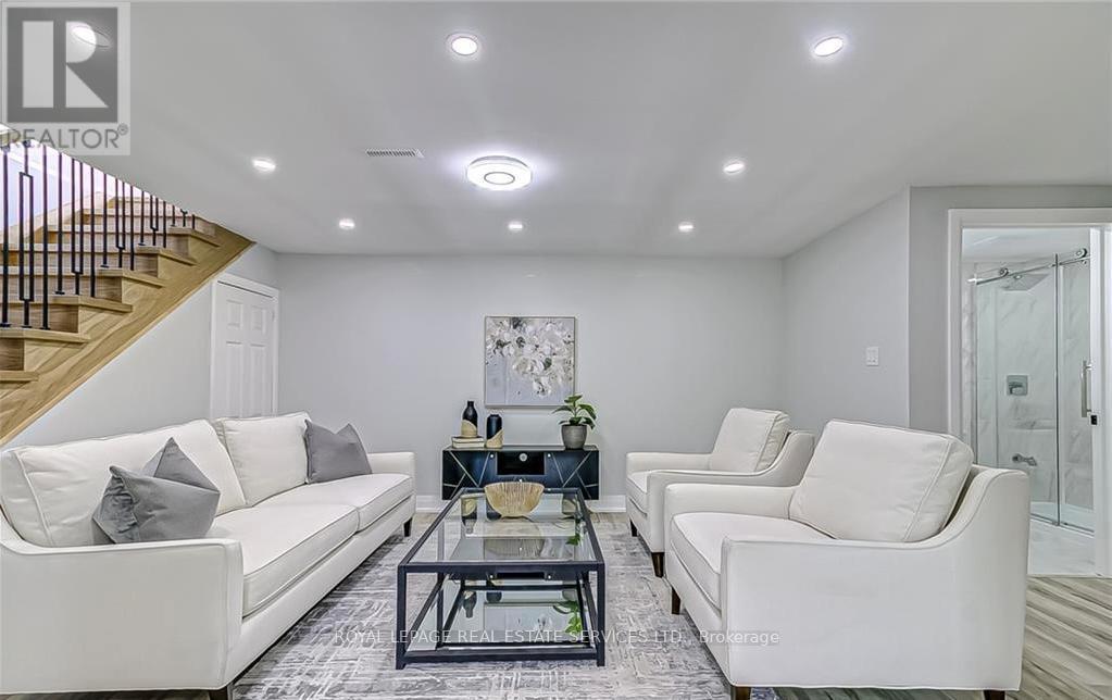 40 Ewing Street, Halton Hills, Ontario  L7G 2P9 - Photo 22 - W12576126